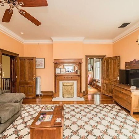 Peaceful Easy Feelings - King Sized Bed - Sleeps 2 Διαμέρισμα Lynchburg Εξωτερικό φωτογραφία