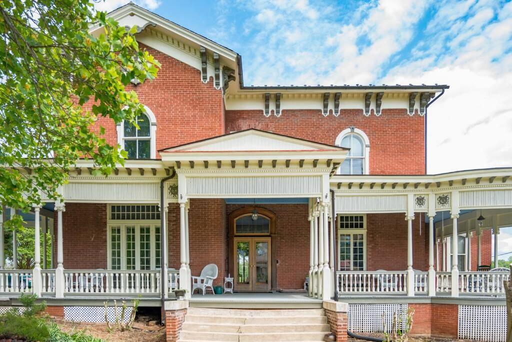 Peaceful Easy Feelings - King Sized Bed - Sleeps 2 Διαμέρισμα Lynchburg Εξωτερικό φωτογραφία