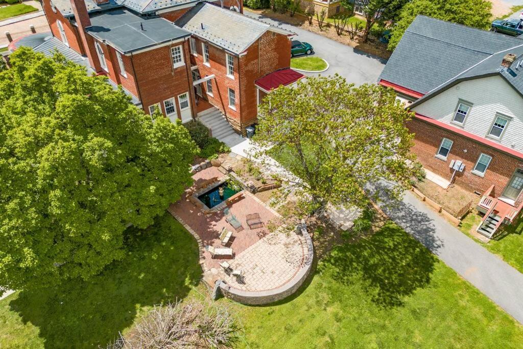 Peaceful Easy Feelings - King Sized Bed - Sleeps 2 Διαμέρισμα Lynchburg Εξωτερικό φωτογραφία
