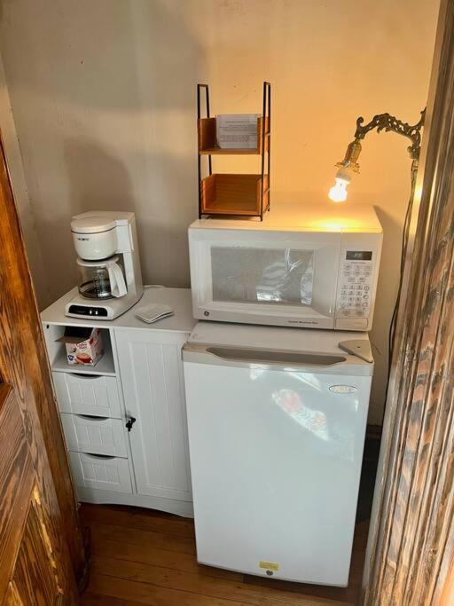 Peaceful Easy Feelings - King Sized Bed - Sleeps 2 Διαμέρισμα Lynchburg Εξωτερικό φωτογραφία