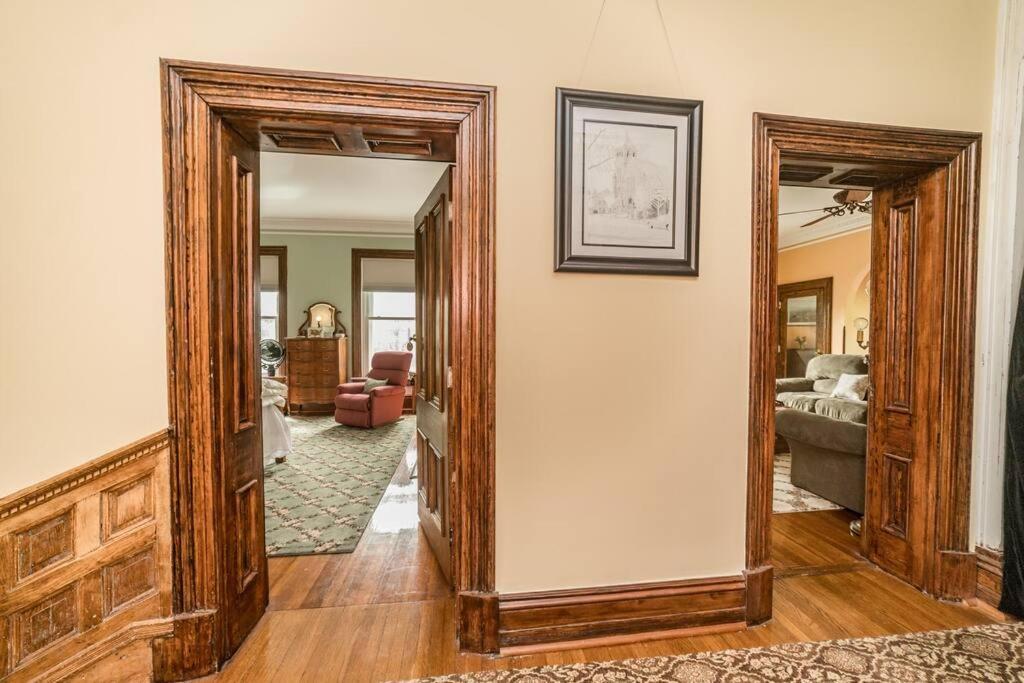 Peaceful Easy Feelings - King Sized Bed - Sleeps 2 Διαμέρισμα Lynchburg Εξωτερικό φωτογραφία